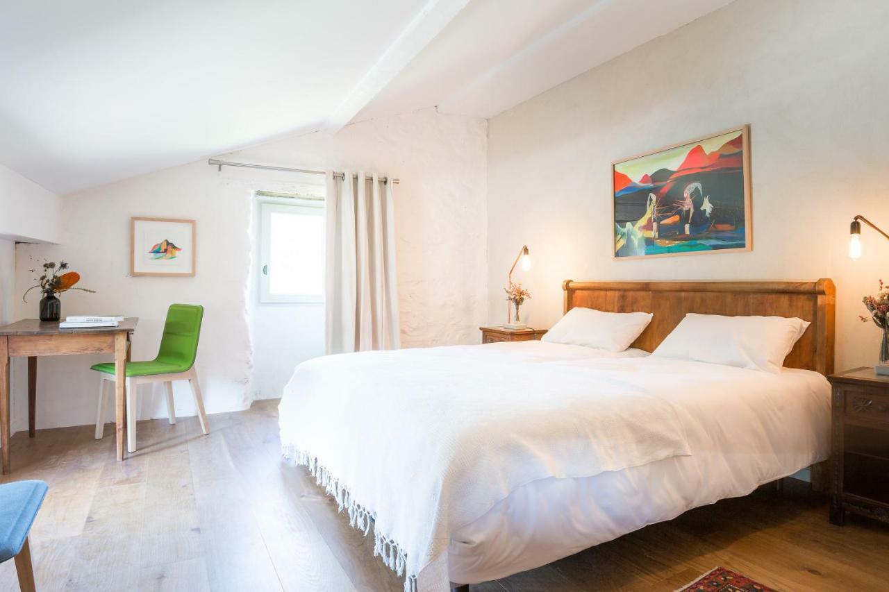 Joangi Hotel Uhart-Cize Екстериор снимка